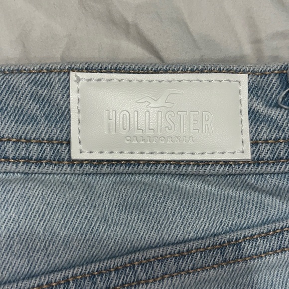 Hollister jean shorts - Picture 3 of 5